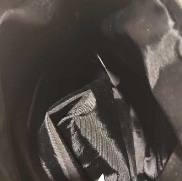 LE CHATEAU METALLIC HANDBAG NWT! - Picture 6 of 6